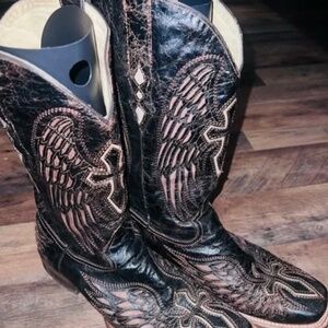 Men’s size 12 cowboy boots like new